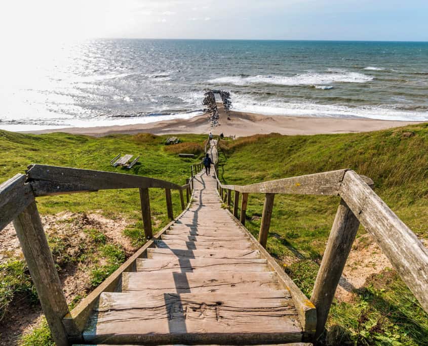 Treppe zum Meer