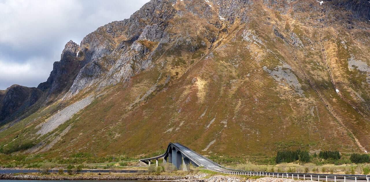 Brücke in den Lofoten