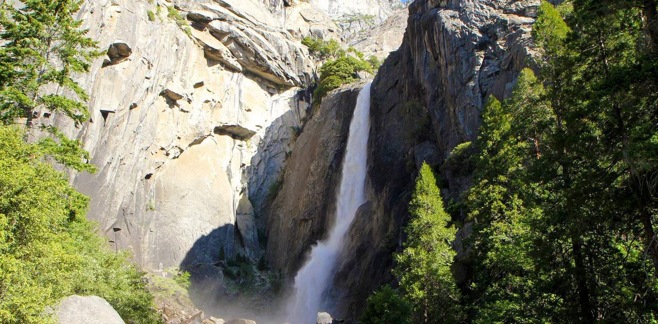Blick auf die Yosemite Falls