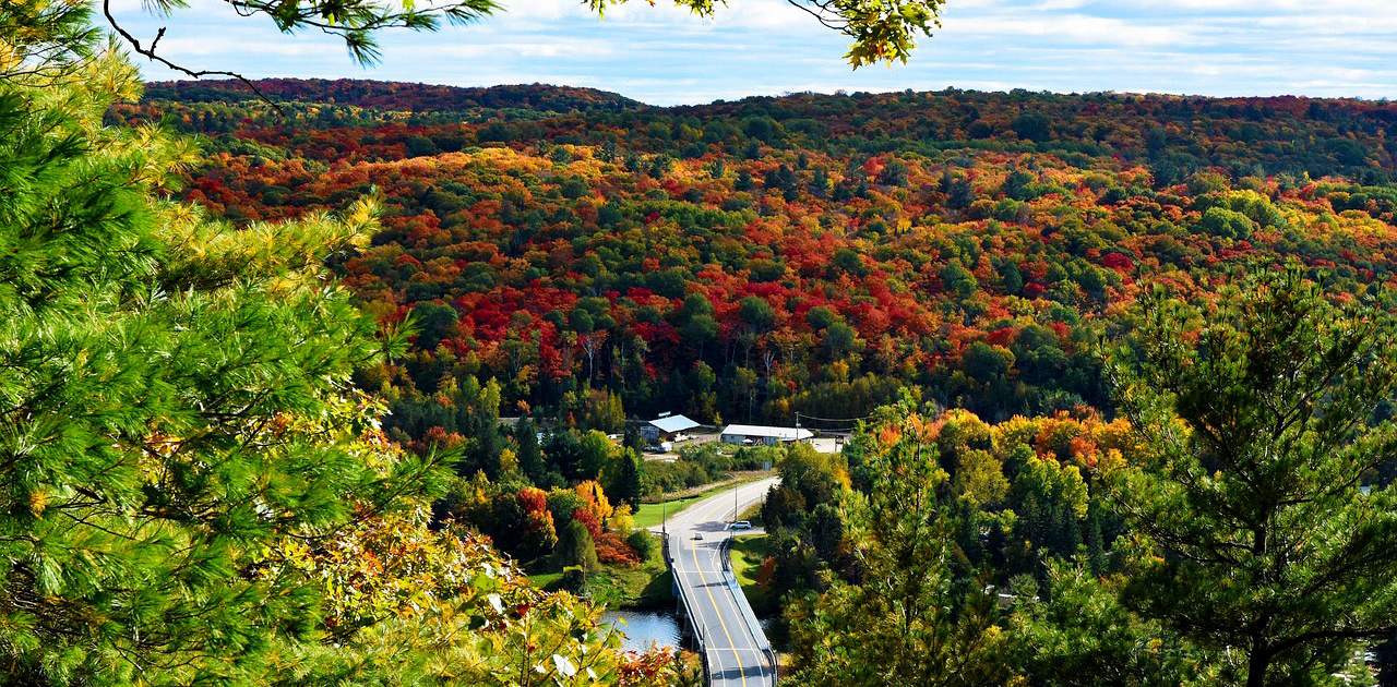 Landschaft in Kanada im Herbst