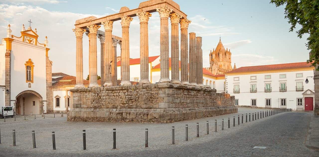 Römischer Tempel von Évora