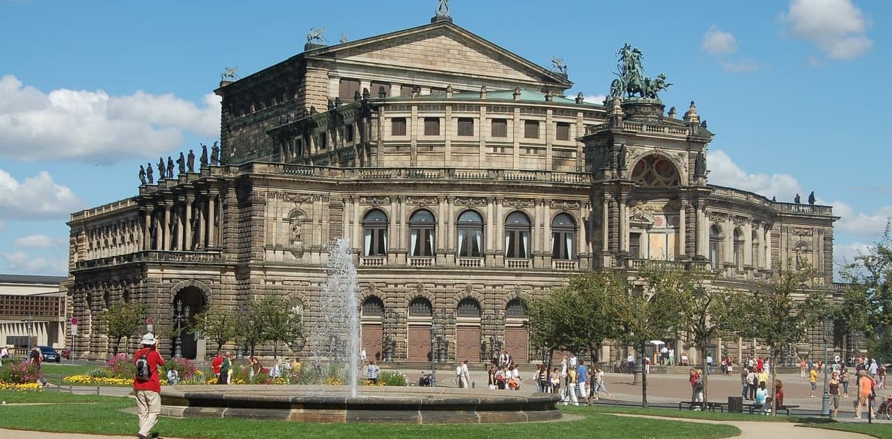 Die Sächsische Staatsoper Dresden