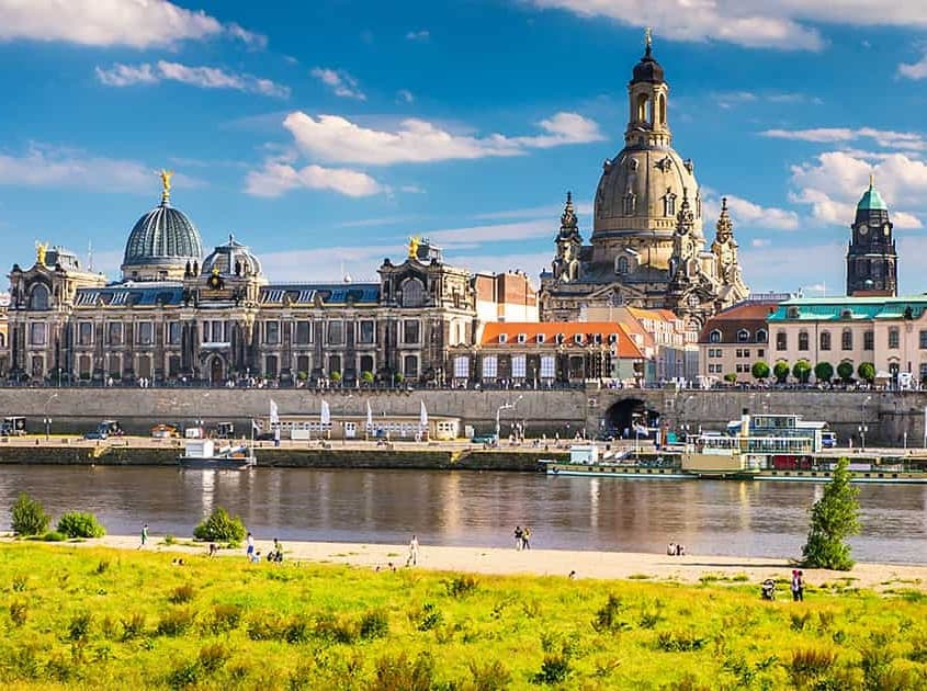 Ferienstraßen in Deutschland, Dresden an der Elbe